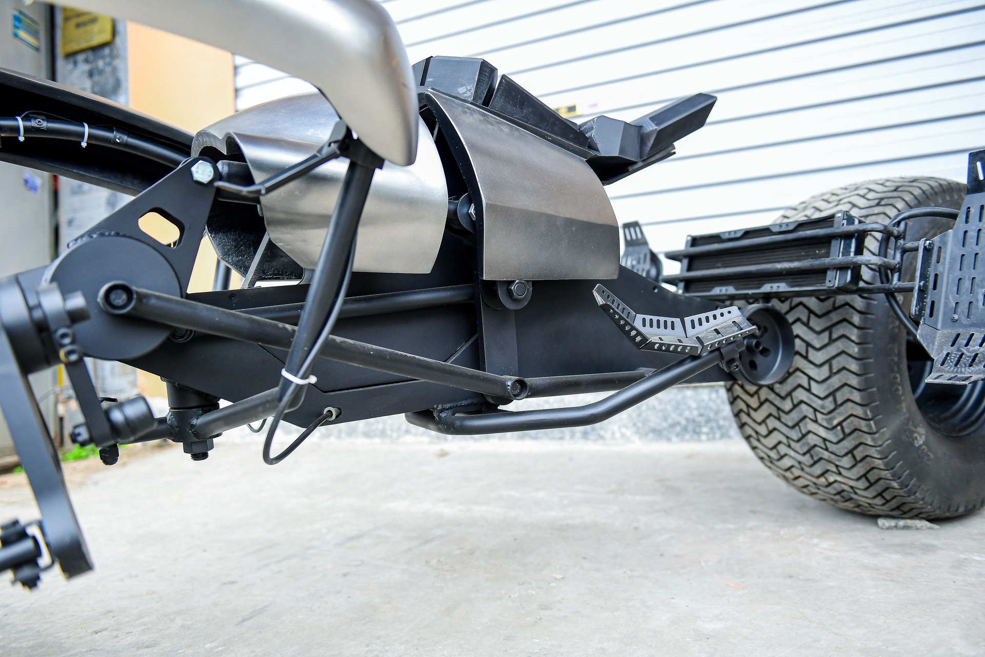 Bỏ 200 triệu đồng, chàng trai Hà Nội tự chế siêu xe trong phim Hollywood-3