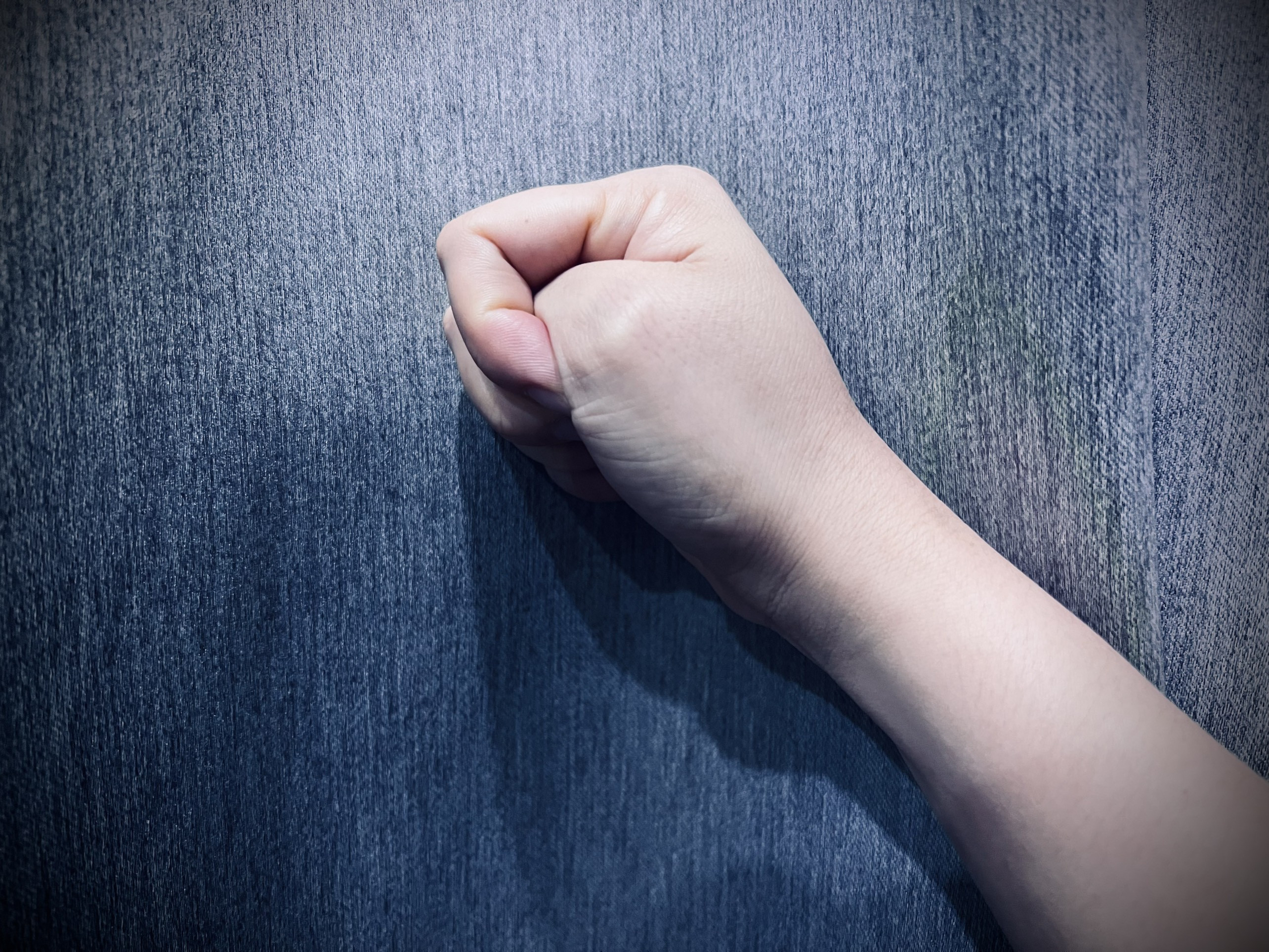 1000 ngày tôi nắm chặt tay mỗi khi lên giường cùng chồng-2