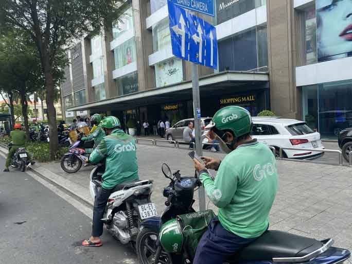 Grab Việt Nam xin lỗi về thông tin sai lệch chủ quyền Việt Nam trên bản đồ ứng dụng-1