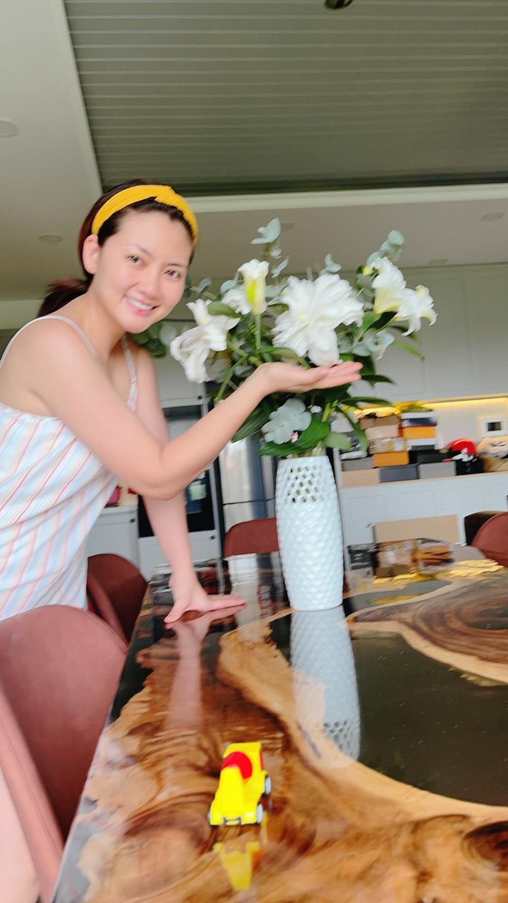 Góc lạ thú vị trong căn hộ cao cấp của nữ diễn viên gây bão khi vừa khóc vừa tố bảo hiểm lừa-2