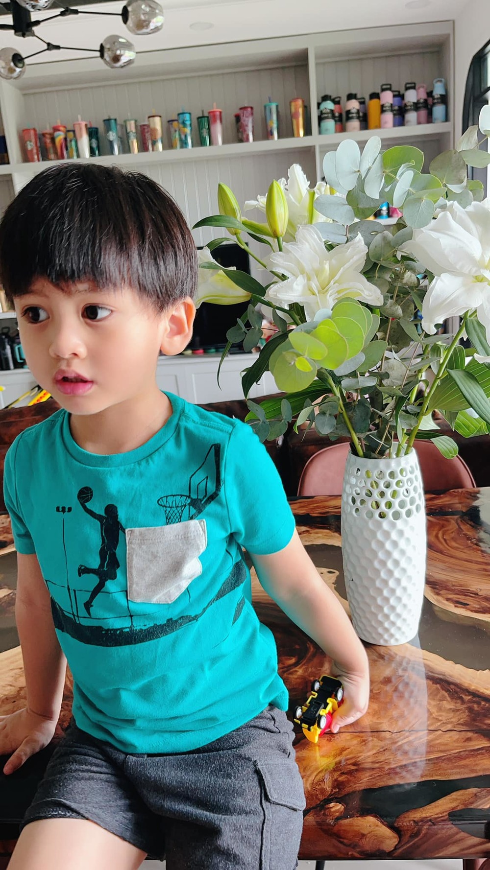 Góc lạ thú vị trong căn hộ cao cấp của nữ diễn viên gây bão khi vừa khóc vừa tố bảo hiểm lừa-4