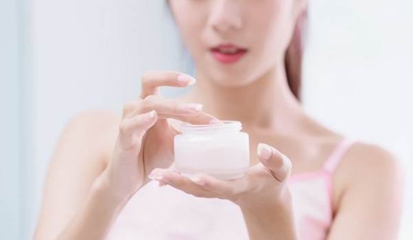 7 mẹo khiến làn da luôn căng bóng bất chấp thời tiết oi bức-3
