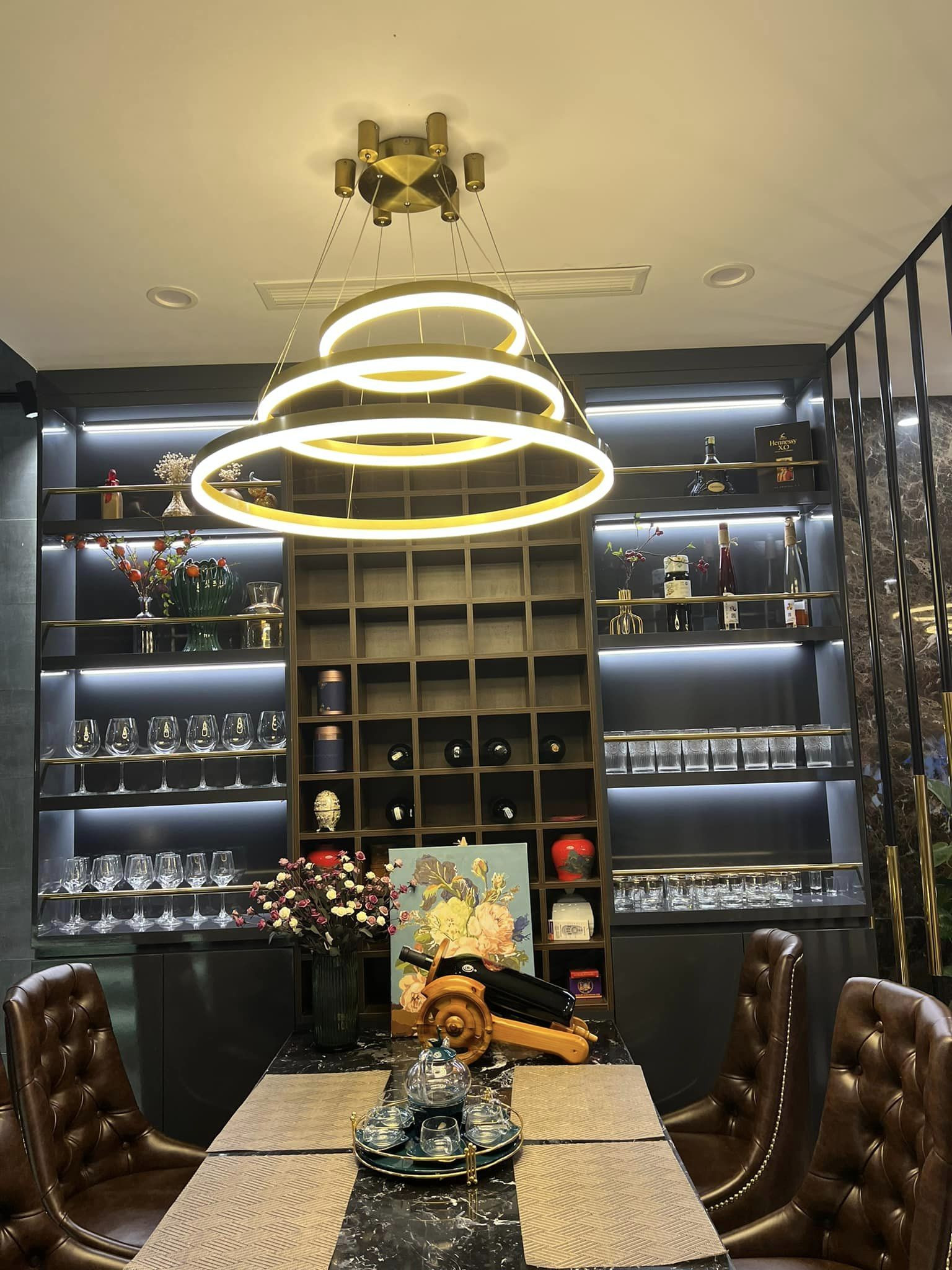 Nhà phố đông ấm, hè mát mang phong cách hiện đại-6