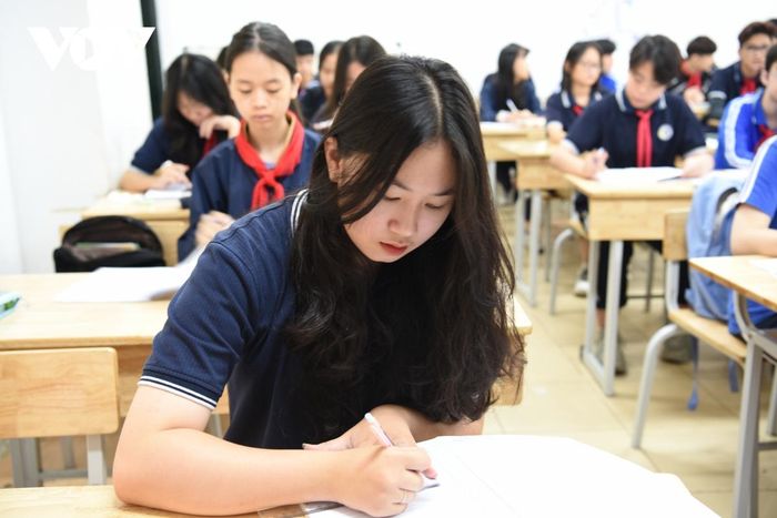 Có nên cộng điểm ưu tiên cho học sinh giỏi cấp tỉnh/thành phố khi thi vào lớp 10?-1