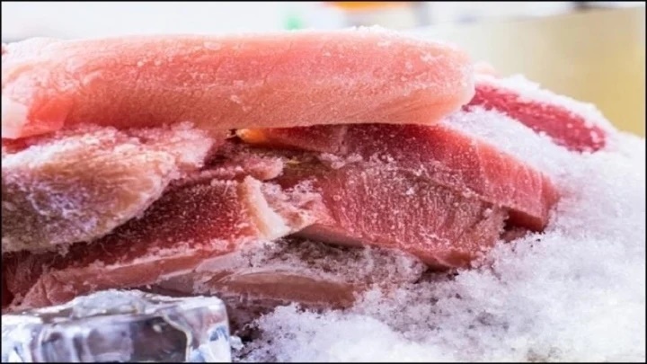 Mẹo rã đông thịt, cá cực nhanh mà vẫn đảm bảo tươi ngon-1