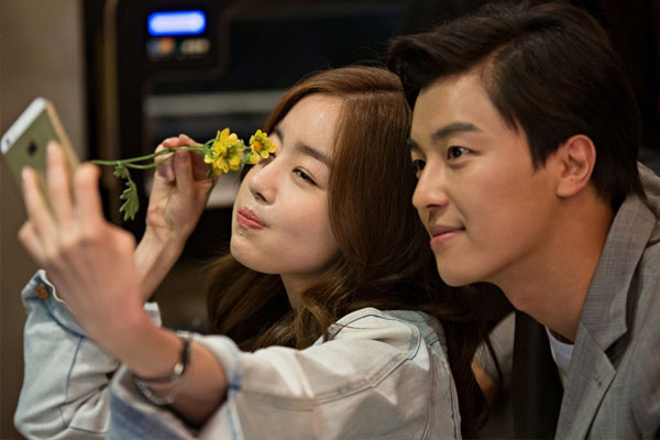 Ngày bước ra từ tòa án, chồng khóc nhưng vợ lại mỉm cười, hoá ra cô đã chờ đợi ngày này từ 18 năm trước-2
