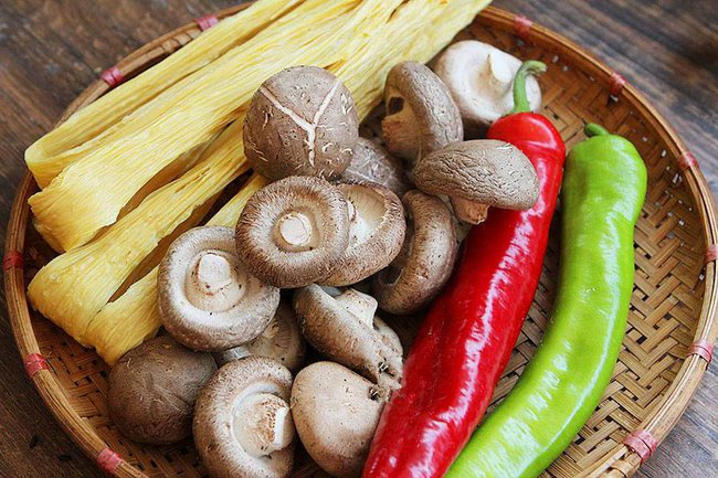 Váng đậu mang chế biến món này ăn vừa bổ dưỡng lại giúp trẻ lâu-3