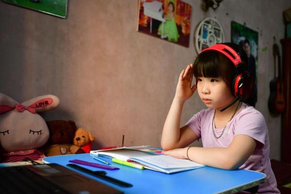 Hà Nội: Bác bỏ thông tin chuyển sang học trực tuyến khi có học sinh mắc COVID-19-2