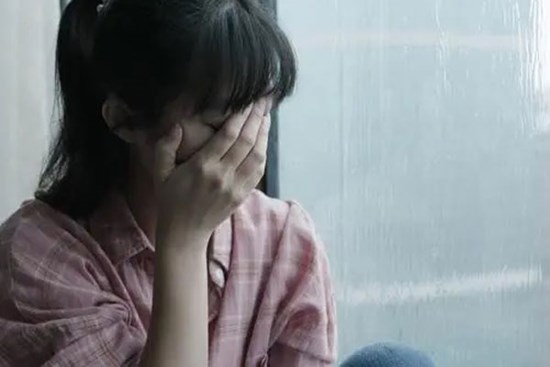 Ăn bát cháo cháy khét, tôi thương mẹ chồng đến thắt ruột