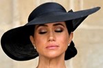 Vương hậu Camilla tháo bỏ viên kim cương trăm triệu đô ra khỏi vương miện đăng quang-3