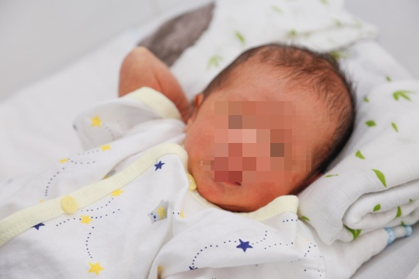 Vỡ tử cung sau tiếng bập bất thường-1