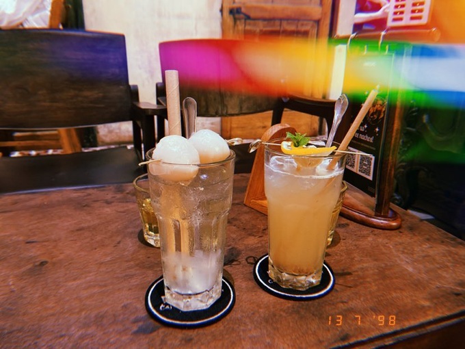 Trào lưu review dọa đánh sập quán ăn, nhà hàng: TikToker ngáo quyền lực?-1