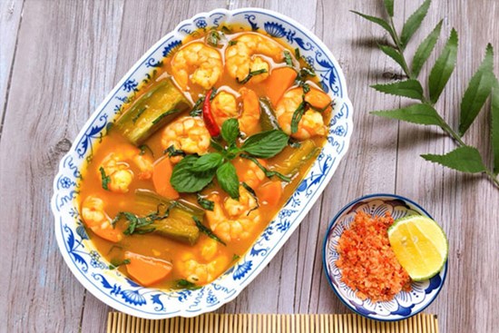 Cách nấu cà ri tôm kiểu Thái cực ngon