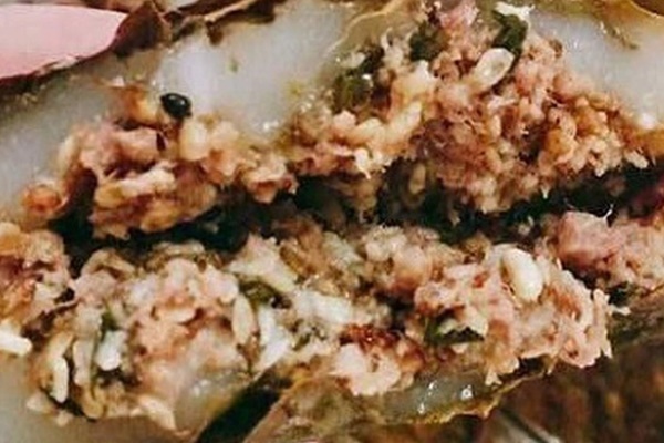 Bé trai 7 tuổi sốc phản vệ nặng sau khi ăn xôi trứng kiến-1