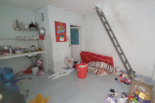 Vụ bé trai nghi bị cha mẹ đánh đập dã man: Người thân cung cấp thông tin bất ngờ-2