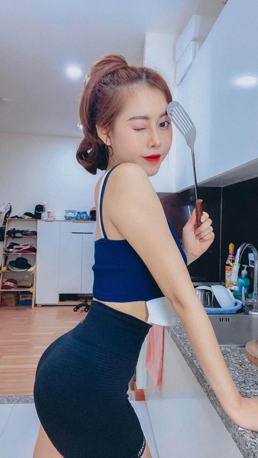 Từng nặng 39kg, gái xinh Quảng Ngãi hô biến 3 vòng như 1 thành đường cong trập trùng nhờ hì hục mỗi ngày-6