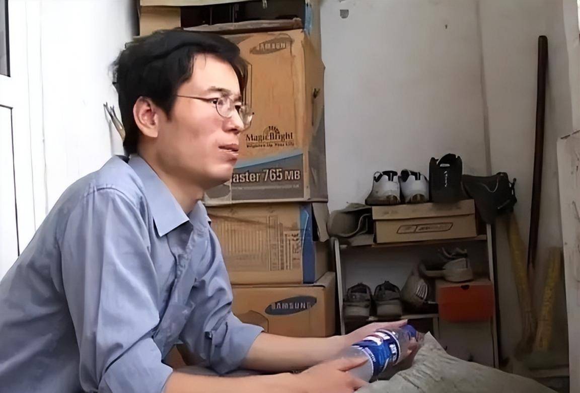 Bán hết thóc lúa, gia súc để gom tiền cho con đi học đại học, ông bố nông dân không ngờ đời mình và con lại rơi vào bi kịch như này!-3