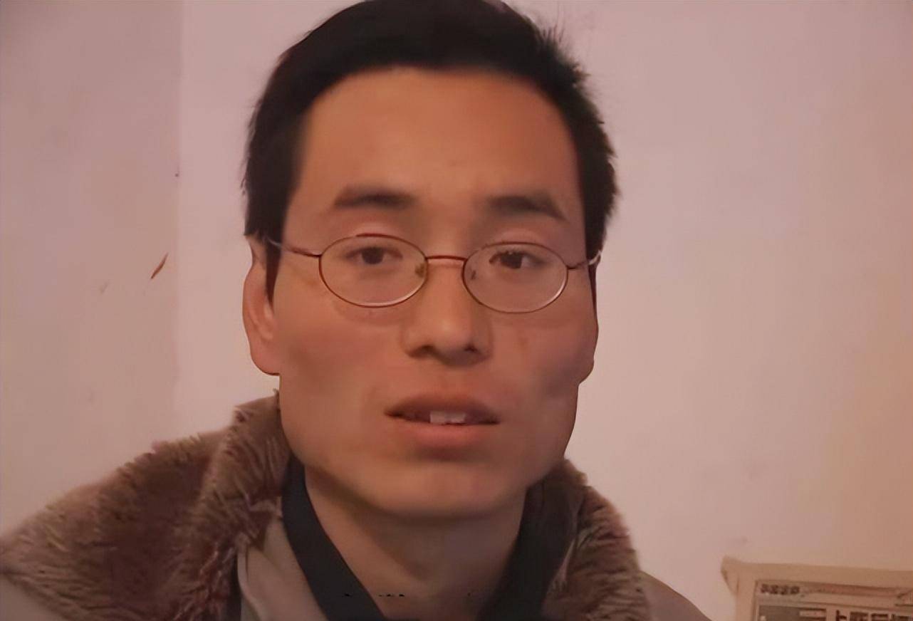 Bán hết thóc lúa, gia súc để gom tiền cho con đi học đại học, ông bố nông dân không ngờ đời mình và con lại rơi vào bi kịch như này!-5