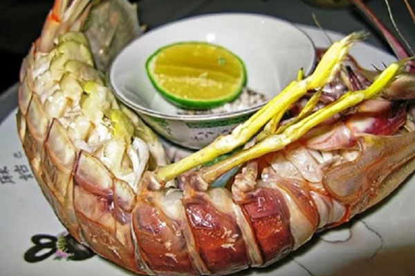 Hai loại tôm lạ trên thị trường đắt hơn tôm hùm được nhiều người săn lùng-1