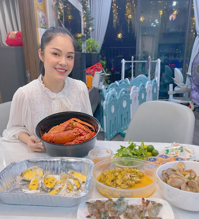 Sao Việt vỡ nợ: Người sống giản dị, người sống sang trọng-2