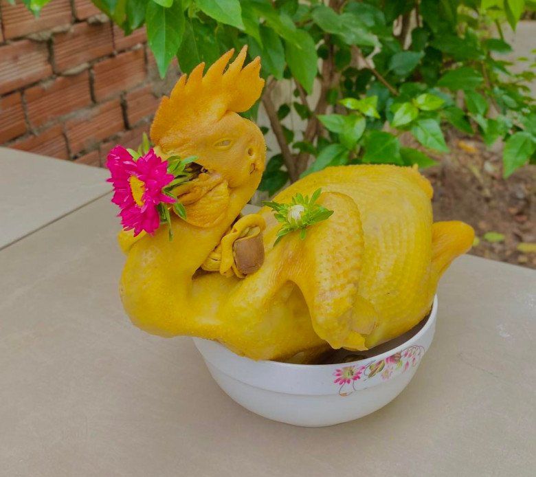 Luộc gà bằng nước lã chưa chắc đã ngon: Đây mới là nước dùng để luộc gà cực ngọt, con nào cũng thơm nức-3