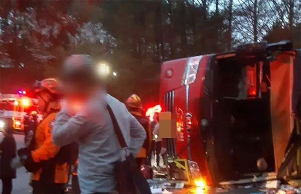 Tai nạn xe bus tại Hàn Quốc khiến 35 người thương vong-2