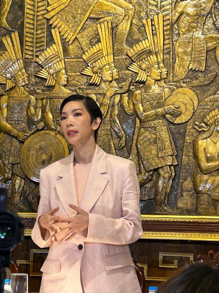 Siêu mẫu Xuân Lan kêu oan-1