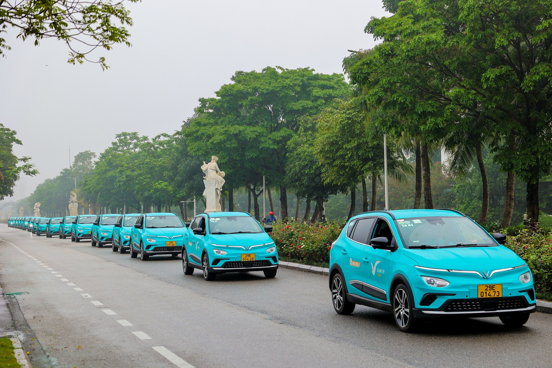 Taxi Xanh SM sẵn sàng đón khách tại Hà Nội-5