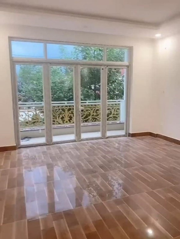 Hậu ly hôn chỉ có 78.000 đồng, Hoa hậu Đặng Thu Thảo mua nhà rộng, vẫn không bằng cơ ngơi của chị gái-7