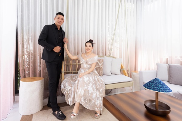 Hôn nhân ngọt ngào 15 năm của MC Bình Minh và vợ doanh nhân-2