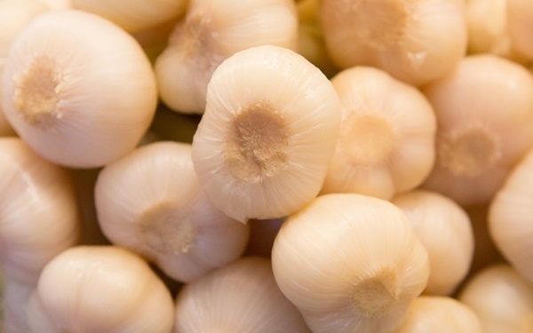 Cách làm tỏi ngâm giấm chua ngọt chống ngán, ăn vừa ngon lại giúp tăng sức đề kháng cực tốt-1