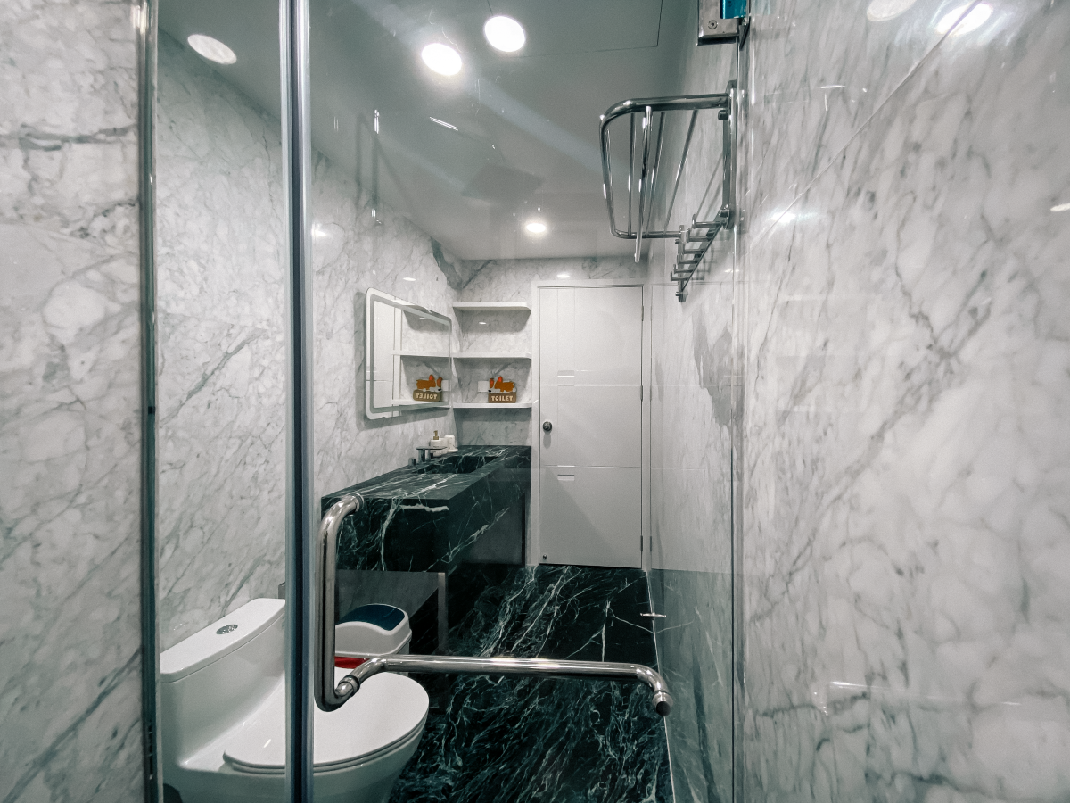 Cận cảnh căn hộ trên cao của nữ ca sĩ vừa được chồng cho 5 tỷ làm show-8