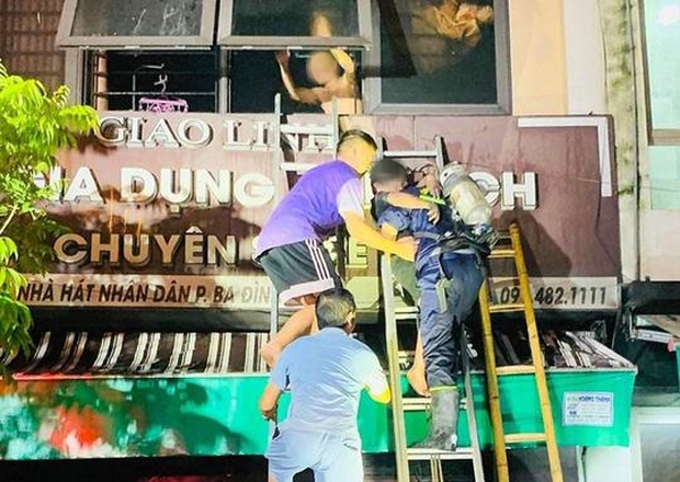 Cháy nhà lúc rạng sáng, hai cháu nhỏ 4 và 8 tuổi tử vong-3