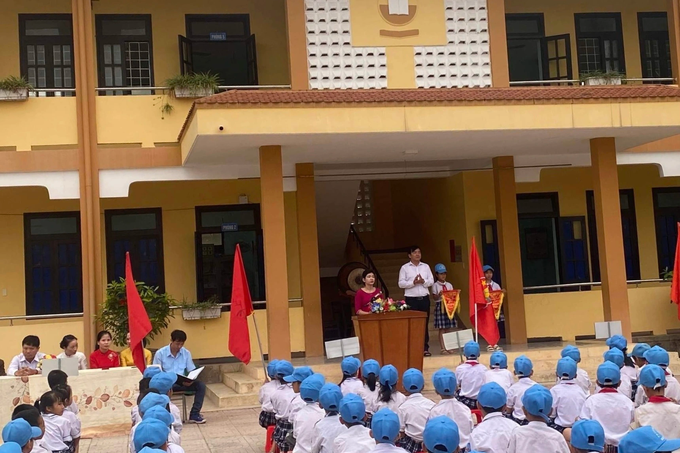 Thầy choảng nhau, trò tát bạn, lãnh đạo Quảng Bình phải chỉ đạo khẩn-3