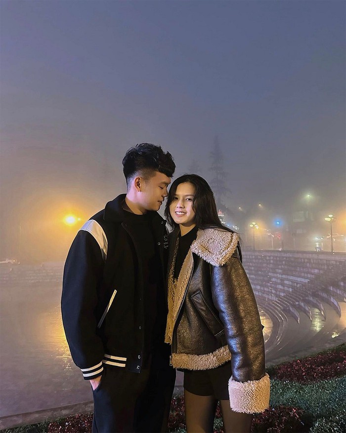 Cuộc sống hôn nhân khác xa ảnh khoe trên mạng của vợ chồng cầu thủ Thành Chung-5