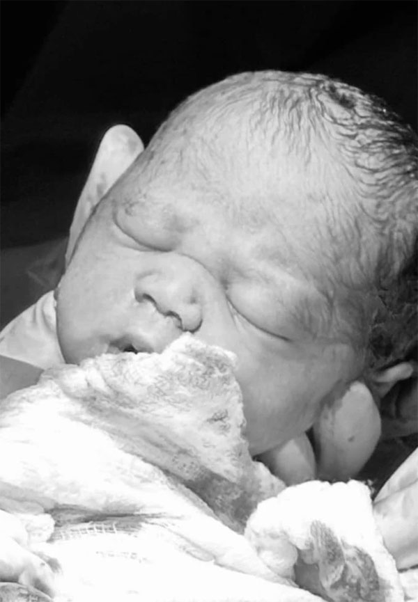 Hoa hậu Dương Mỹ Linh sinh con đầu lòng-1