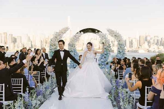 Cô dâu An Giang và đám cưới siêu sang tại New York lên báo nước ngoài