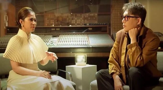 Sao Việt gặp sự cố sân khấu: Từ sập màn hình đến bị chọi đá, chạm vùng kín-4