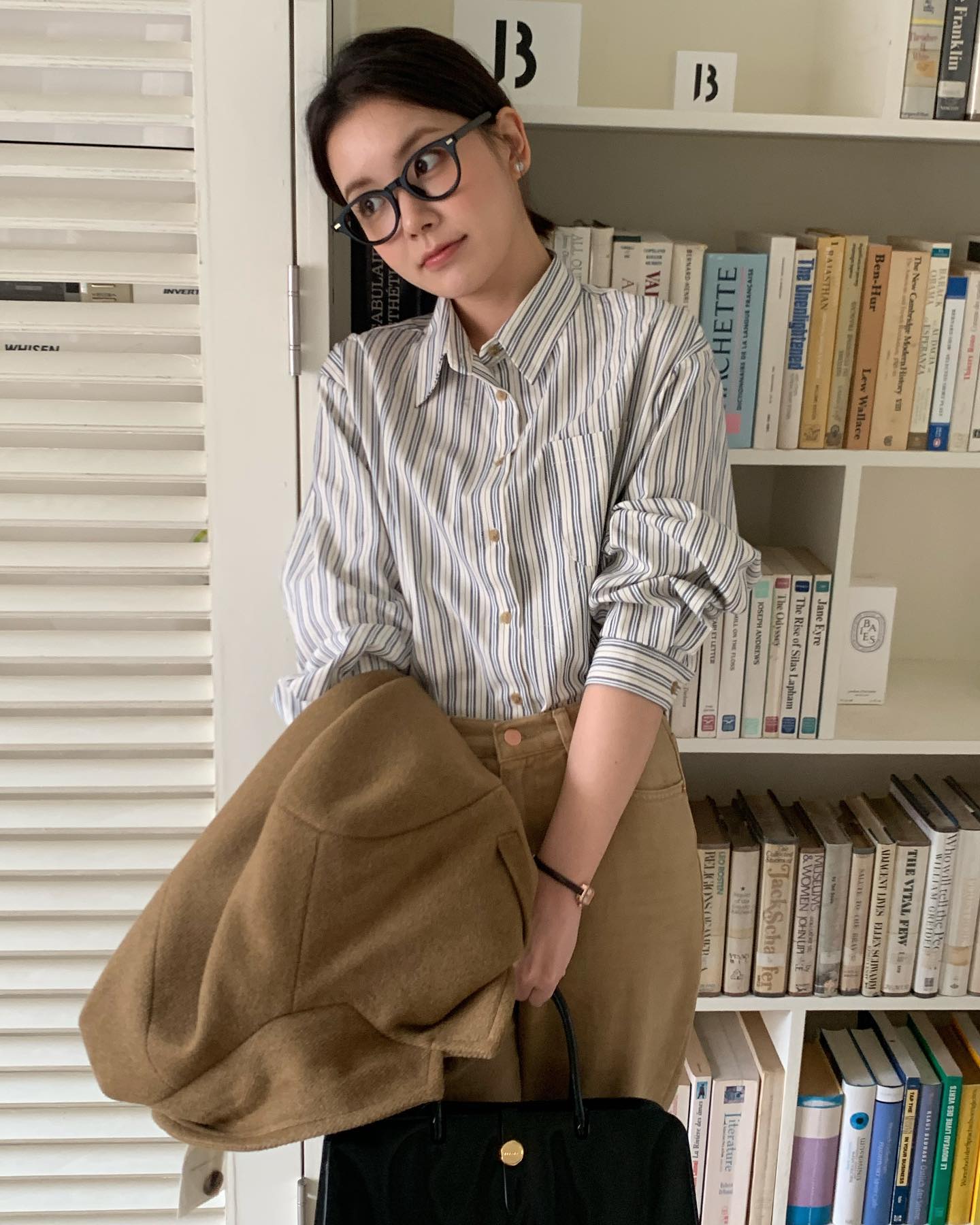 5 món đồ công sở tôn dáng cao ráo và thon thả-10