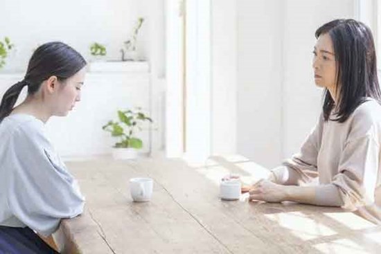 Vì lời đàm tiếu của hàng xóm, mẹ chồng giận con dâu suốt 1 tuần nay