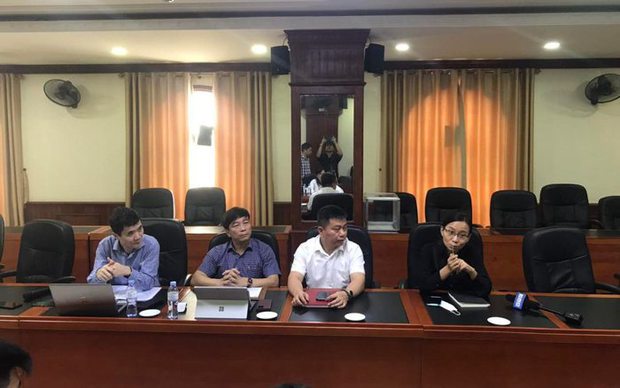 Họp báo thông tin vụ nữ sinh lớp 10 treo cổ tự tử: Nạn nhân nói với mẹ con sợ đến trường-1