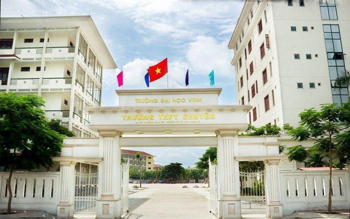 Trường THPT chuyên - Đại học Vinh khóa fanpage chính thức vì bị nhận bão phẫn nộ-1