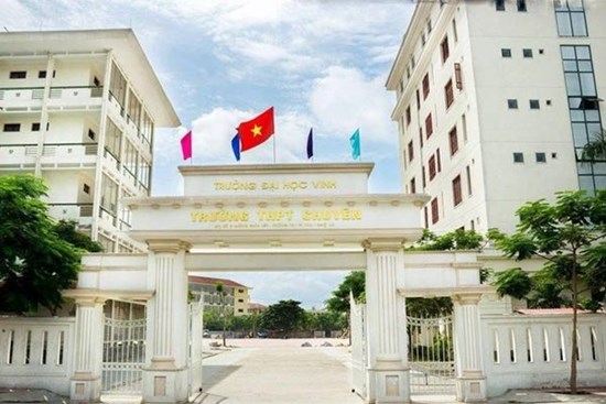 Trường THPT chuyên - Đại học Vinh khóa fanpage chính thức vì bị nhận 'bão phẫn nộ'