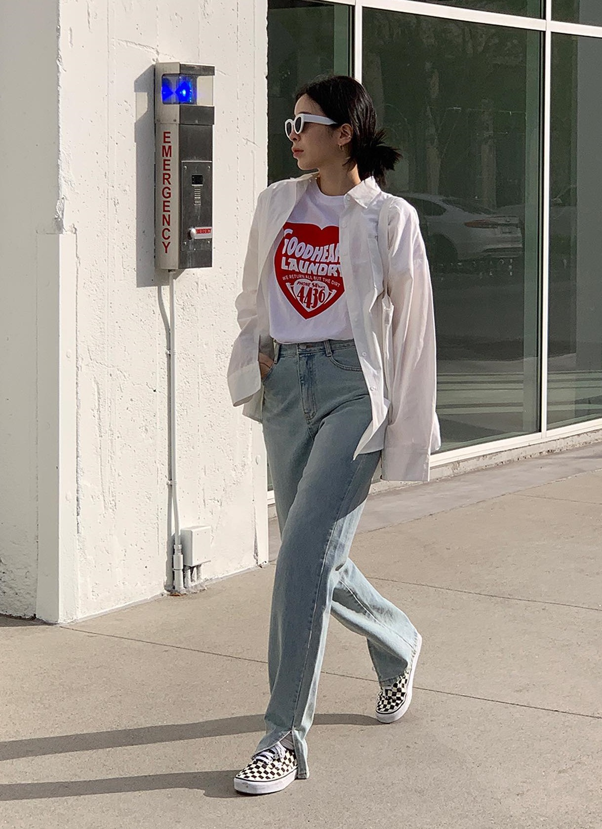 Búi tóc nên mặc gì để ghi điểm về cả nhan sắc lẫn phong cách?-10