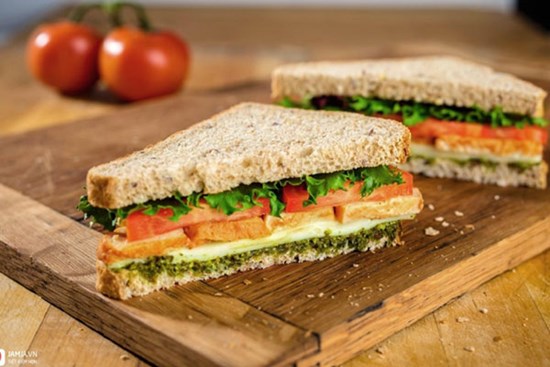 Món sandwich hai tầng đủ chất cho dân văn phòng
