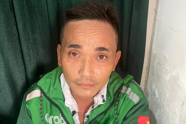 Bắt nghi phạm giật dây chuyền của cụ bà 77 tuổi ở TPHCM-1