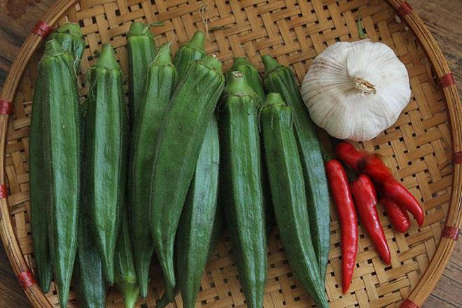 Nhân sâm xanh có lượng canxi ngang sữa tươi, lại giàu vitamin C đem nấu kiểu này giòn ngon thanh mát-1