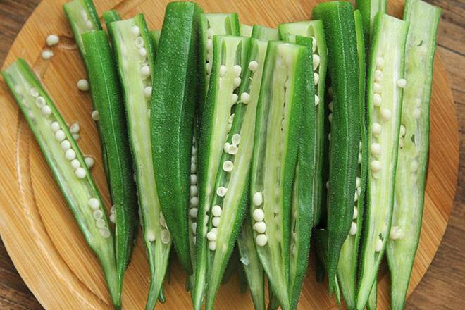 Nhân sâm xanh có lượng canxi ngang sữa tươi, lại giàu vitamin C đem nấu kiểu này giòn ngon thanh mát-5