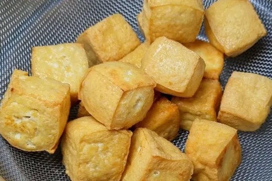 Những người không nên ăn đậu phụ