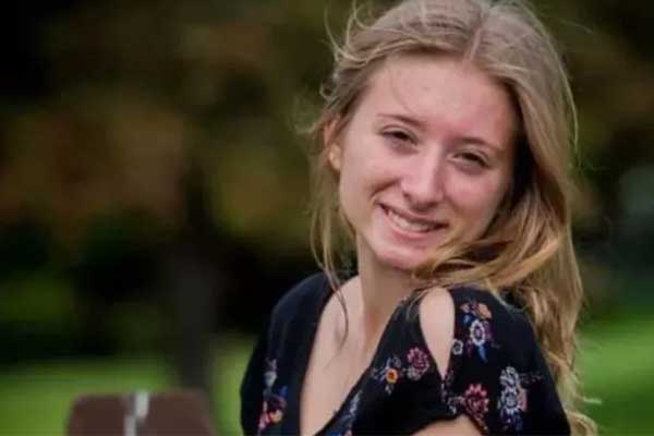 Cô gái trẻ bị bắn chết vì lái xe vào nhầm nhà-1